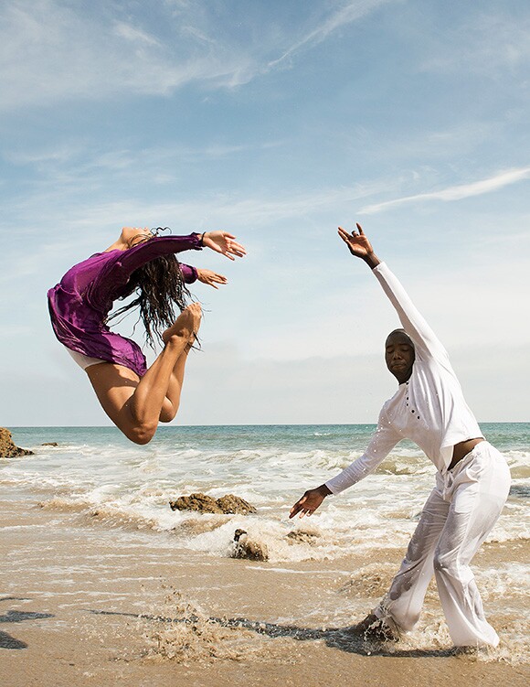 In preparation for "Agua Furiosa." | Photo: Tyrone Domingo.