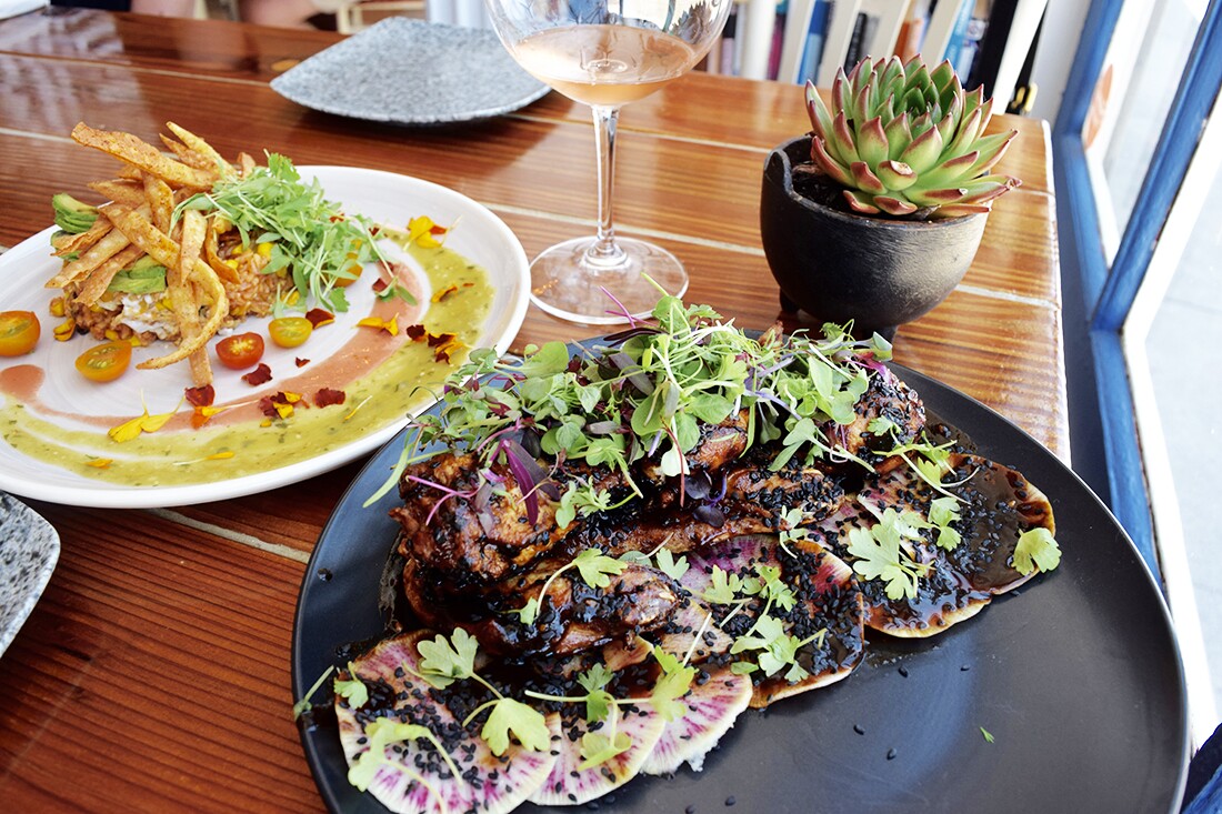 Smoked and fried wings at Valle Fresh | Danny Jensen