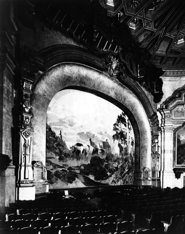 1926 interior view showing the Carthay Circle Theater's proscenium arch. Courtesy of the Los Angeles Public Library Photo Collection.