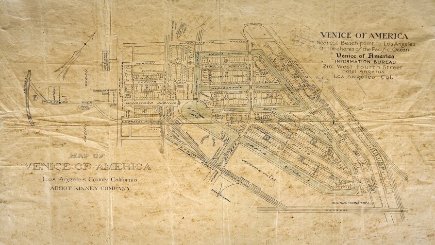 Abbot Kinney's original plan for Venice of America. All the canals pictured here are now paved roads. Courtesy of the Los Angeles Public Library Map Collection.