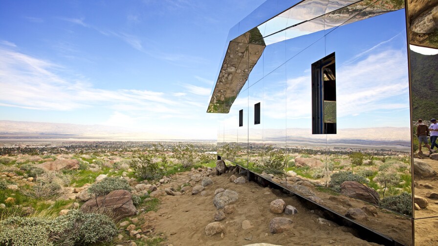 doug_aitken_-_mirage_02_-_photo_by_osceola_refetoff.jpg
