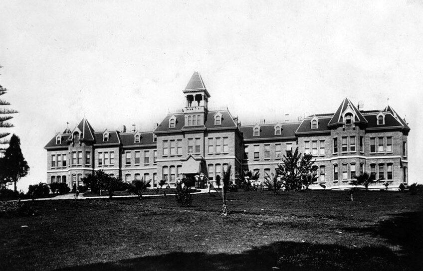 St. Vincent’s Hospital, about 1900