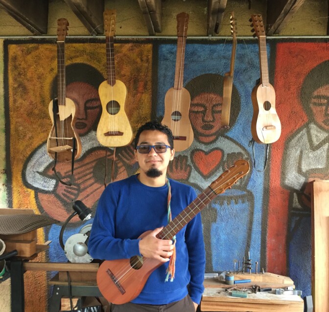 César Castro of band Cambalache