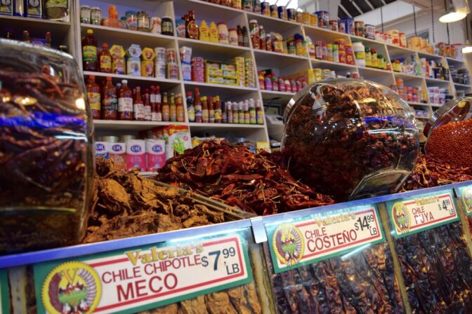 Chiles Secos at Grand Central Market | Danny Jensen