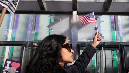 Majority says country worse off than a year ago, poll shows