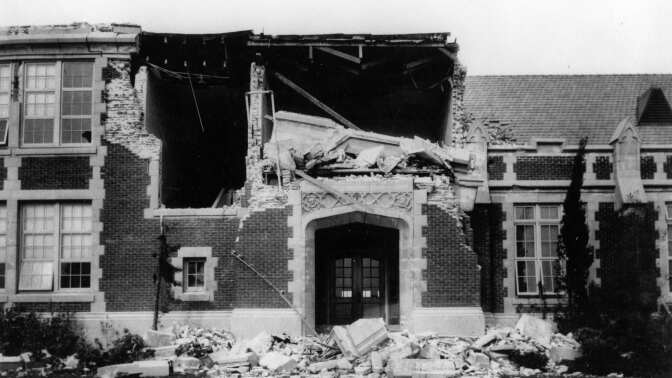 John Muir School damaged in Long Beach Earthquake 1933