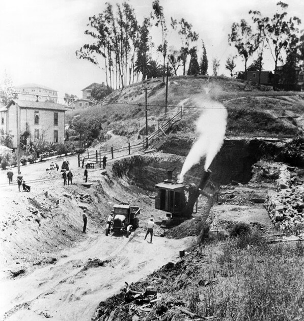 Construction of the western portal of the Pacific Electric subway tunnel at 1st and Glendale, circa 1926. Courtesy of the Title Insurance and Trust / C.C. Pierce Photography Collection, USC Libraries.