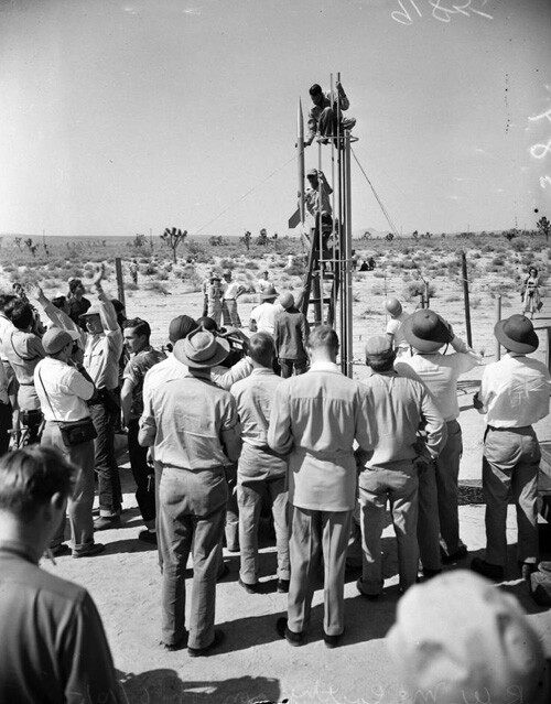 Pacific Rocket Society testing rockets in the Mojave Desert in 1951. | USC Digital Library.