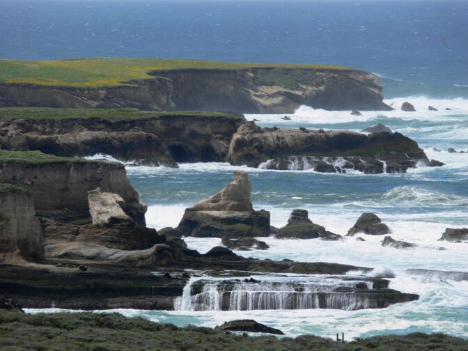 bluff20trail-montana20de20oro-beach20hikes-san20luis20obispo-california.jpg