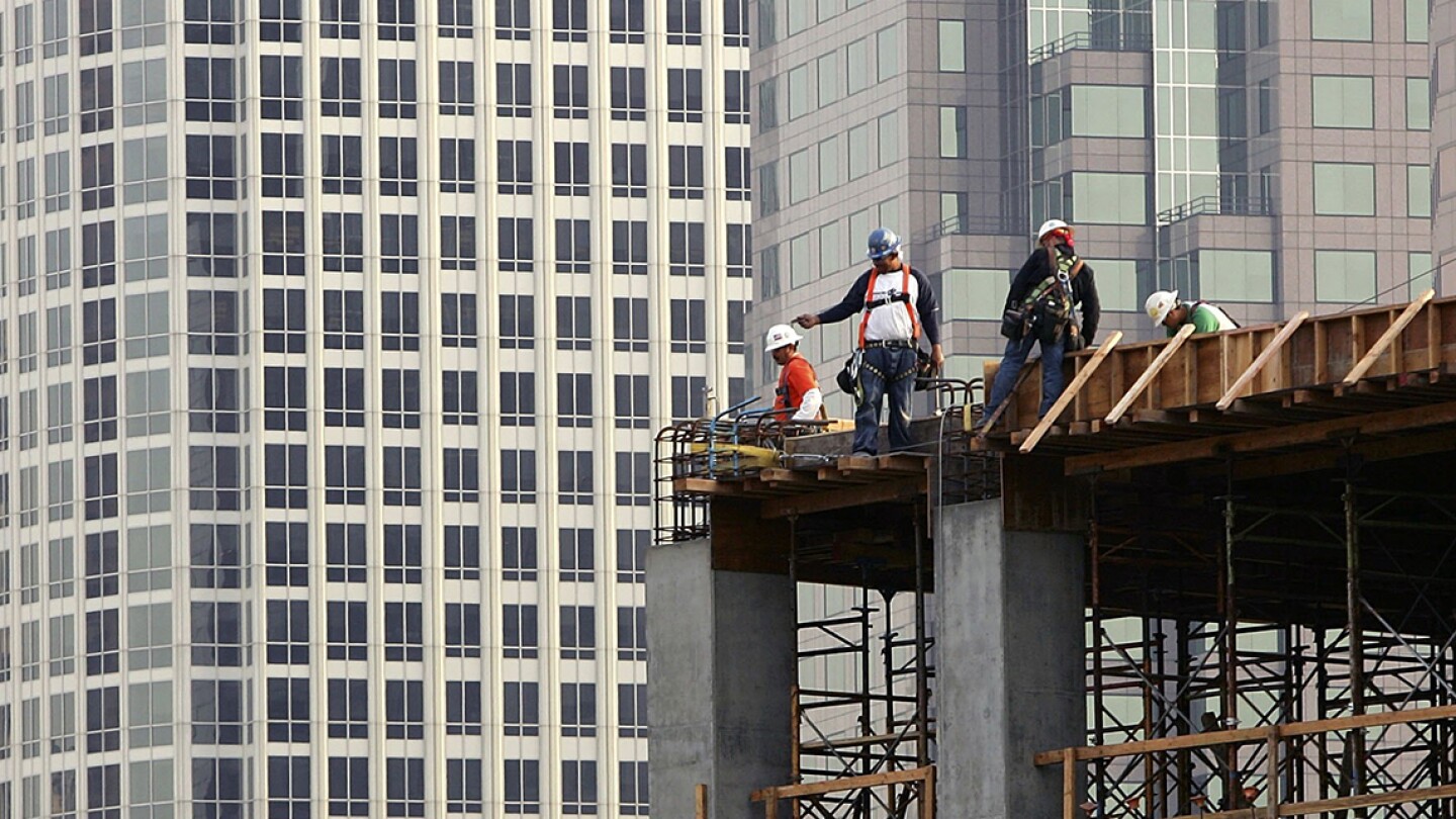 Construction Workes photo by Getty.jpg