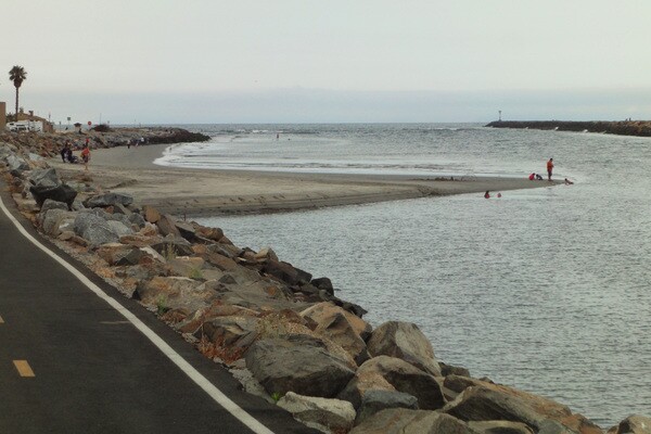 Seal Beach Arrival-thumb-600x400-55346