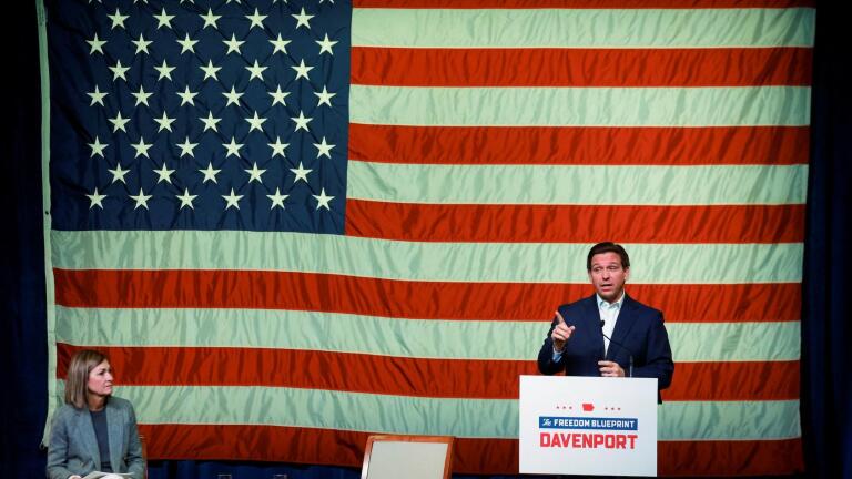 Republican presidential hopefuls set their sights on Iowa