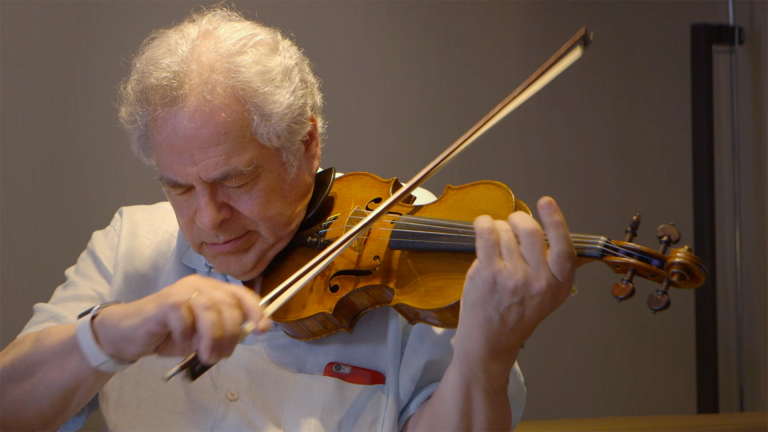 Itzhak Perlman Plays "Theme From Schindler’s List"