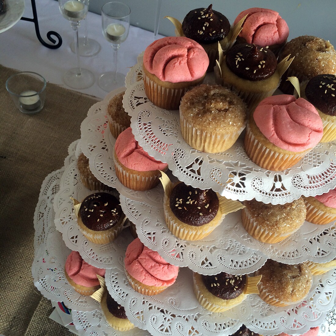 Concha, tamal de mole, and churro con cajeta cupcakes | Courtesy of Viva Los Cupcakes
