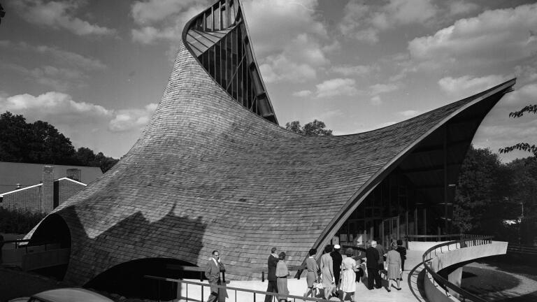 Pedro E. Guerrero's Photographs of a Connecticut Church