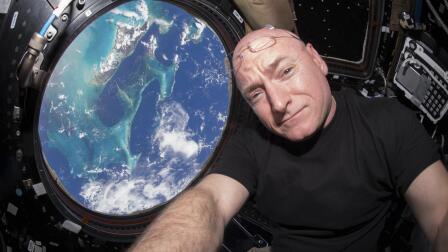 This retired astronaut captured hundreds of images in space