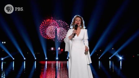 Renée Fleming Performs "America the Beautiful"