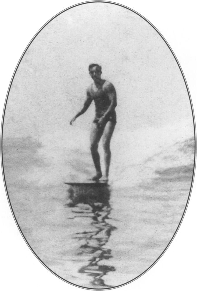 aking it look easy, Freeth rode a wave into the shore at Hermosa Beach in 1909. Courtesy Redondo Beach Historical Commission.