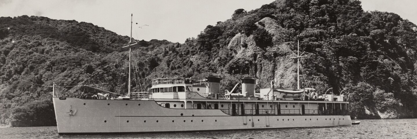 Velero III at sea, 1931-1941 | Allan Hancock Foundation Collection, USC Libraries