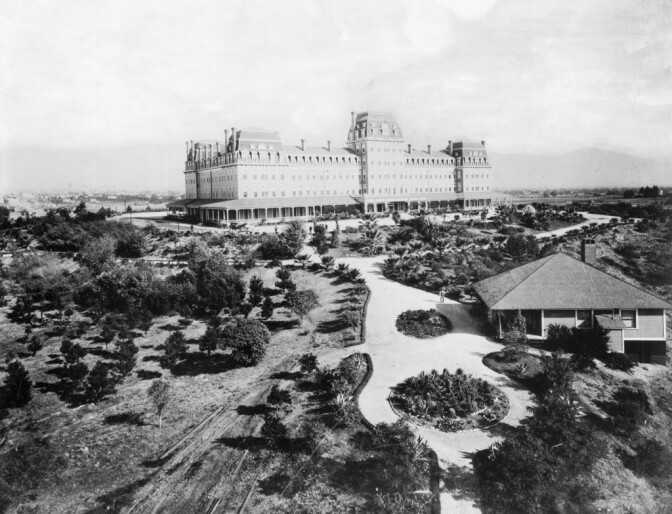 Circa 1890 view of the Raymond Hotel. Courtesy of the Title Insurance and Trust / C.C. Pierce Photography Collection, USC Libraries.