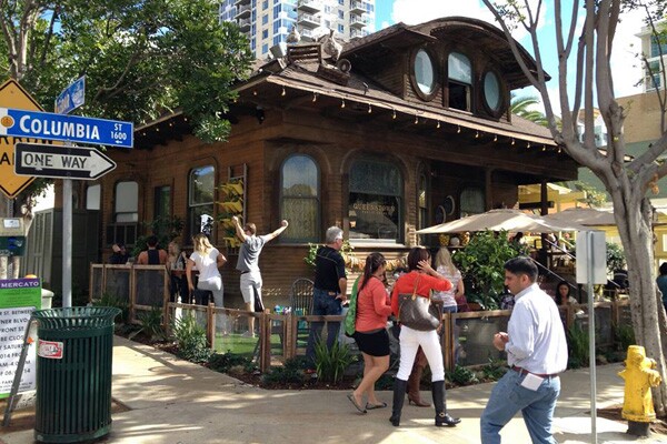 Queenstown Public House