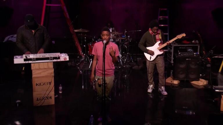 The Internet Performs "Dontcha"