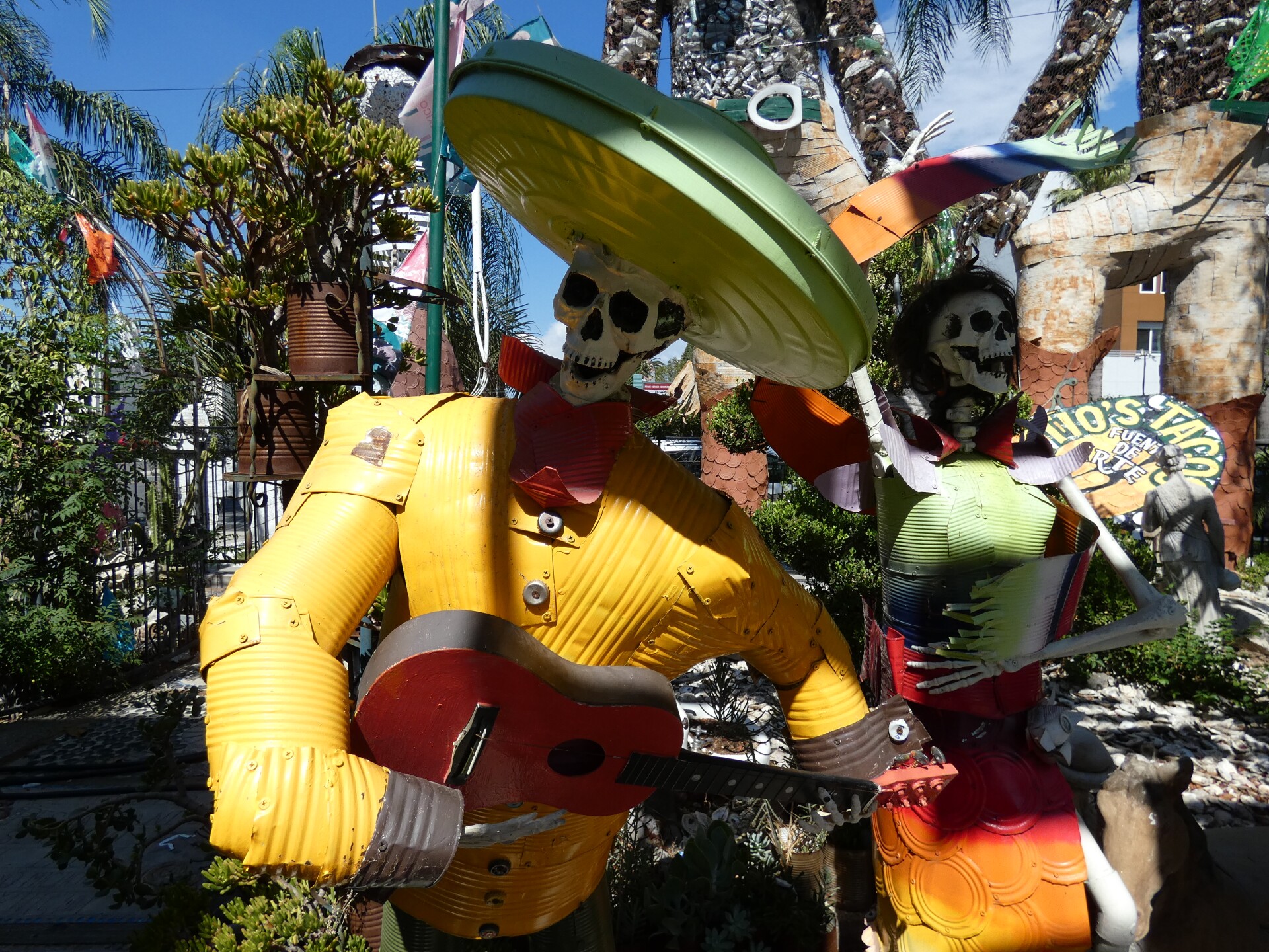 Skeleton mariachis (with trash can cover sombreros).