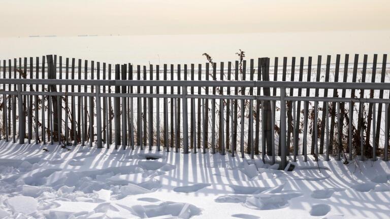News Wrap: Winter storm piling up snow in Sierra Nevada