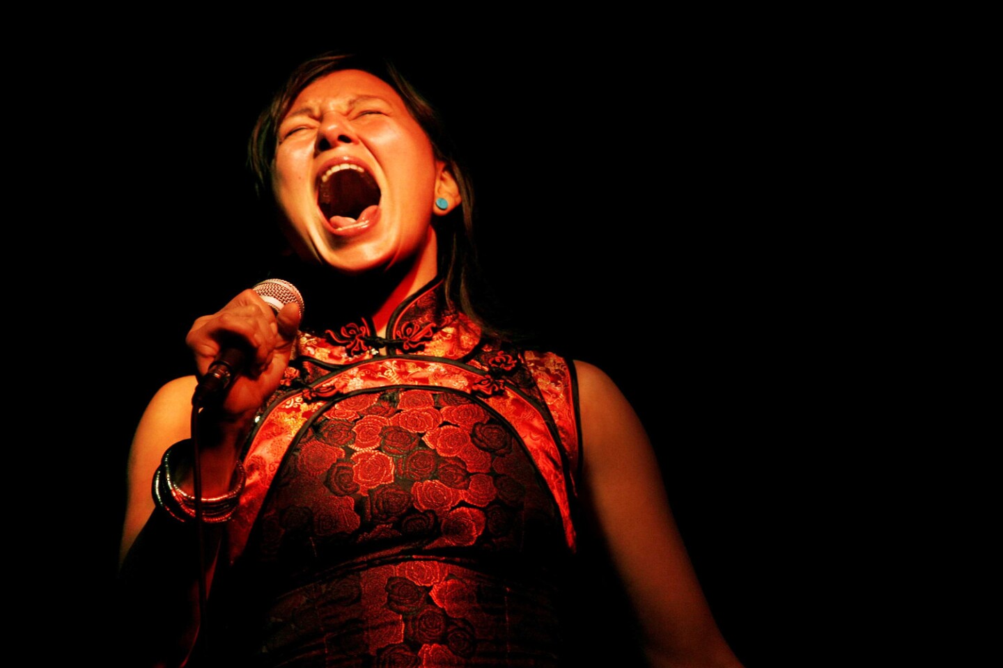 Tanya Tagaq phot by Nadya Kwandibens
