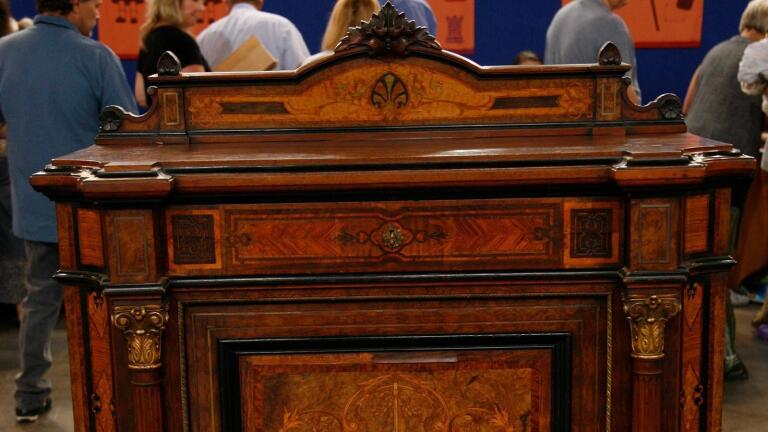 Appraisal: American Cabinet, ca. 1870
