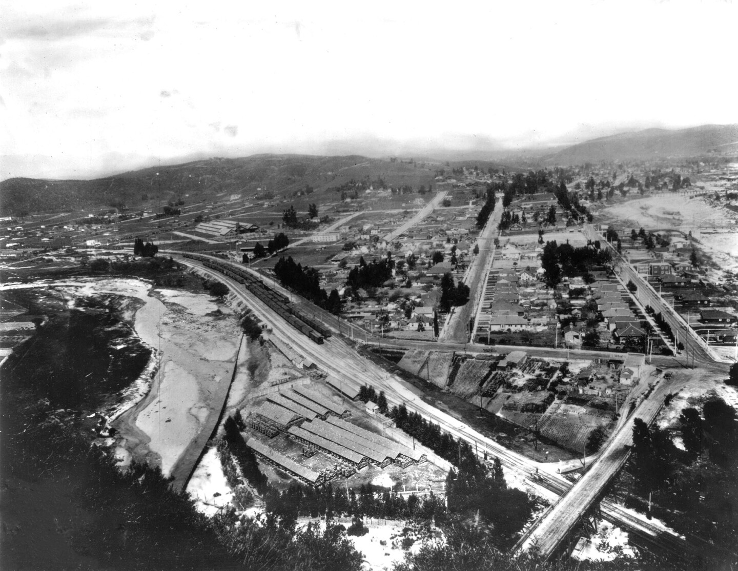 from_elysian_park_1909-thumb-600x463-49739.jpeg