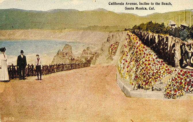 The newly reconstructed California Incline features generous space for pedestrians, who have used the ramp since its early days.