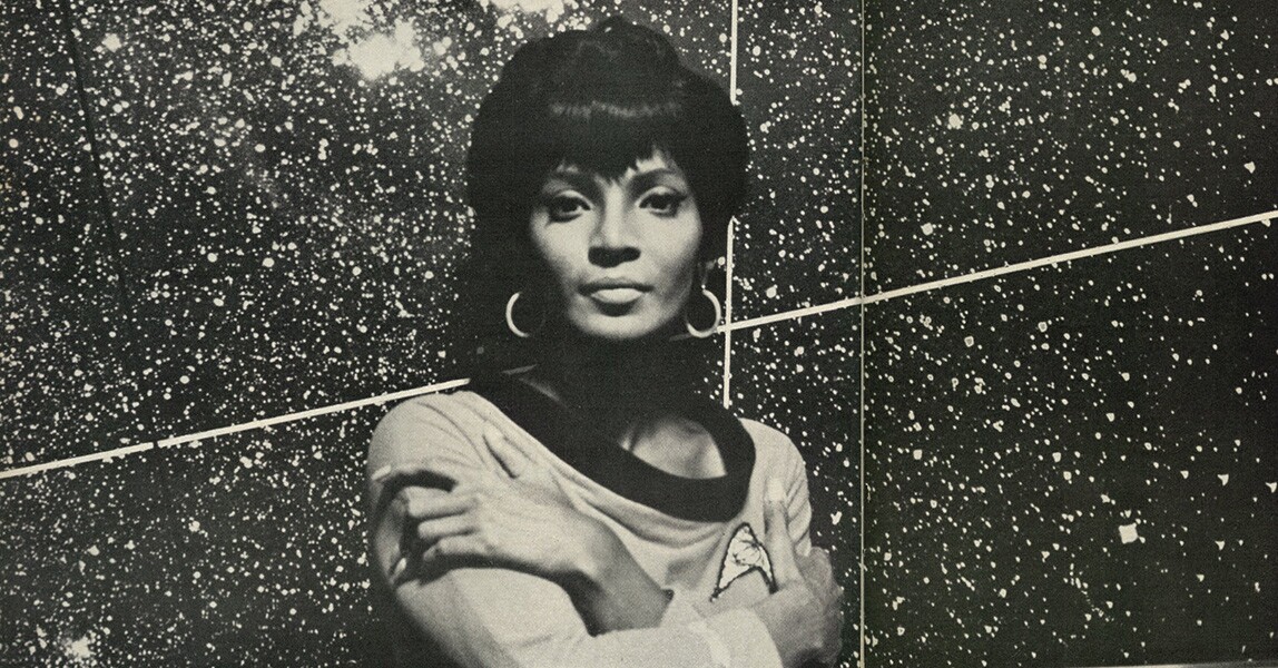 Nichelle Nichols as Lt. Uhura in "A New Star in the TV Heavens," 1967 Ebony. | Flickr/Classic Film/Creative Commons (CC BY-NC 2.0)