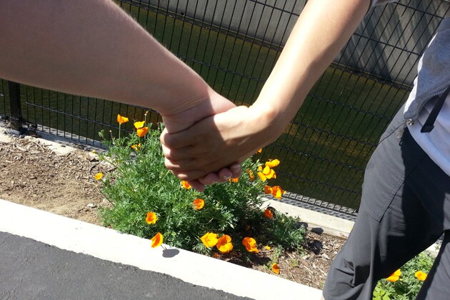 lariverhands.jpg