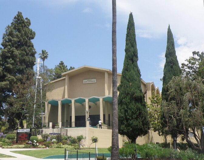 First A.M.E. Church of Los Angeles | Laurie Avocado / Wikicommons