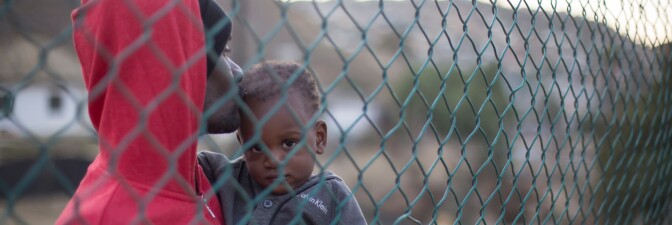 Mexican photojournalist Omar Martínez documents Haitians in Tijuana (primary)