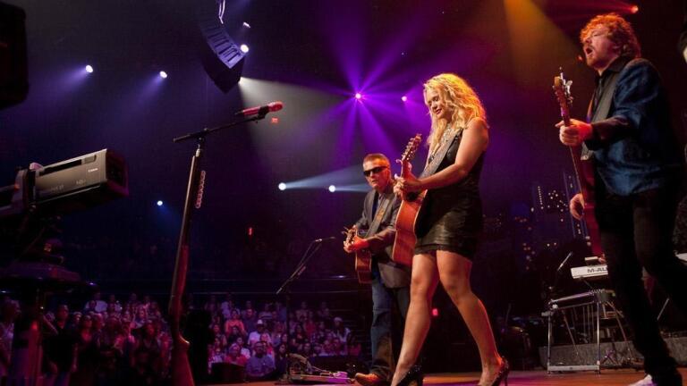 Miranda Lambert "Gunpowder and Lead"