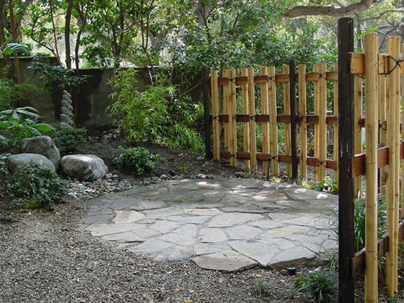 Dry landscape element designed in a Monrovia garden by TUA Inc. architects at Vidor Residence, Monrovia, CA. 2002. | Photo: Courtesy of TUA Inc.