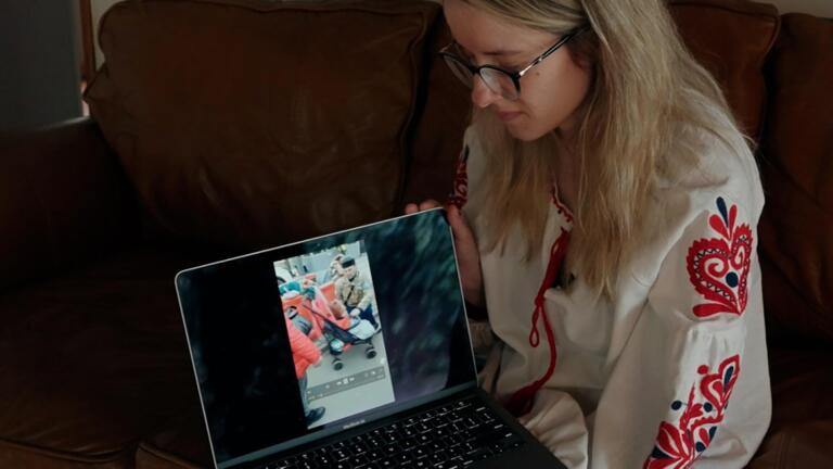 'We are all at war:' Desperation among Ukrainian diaspora