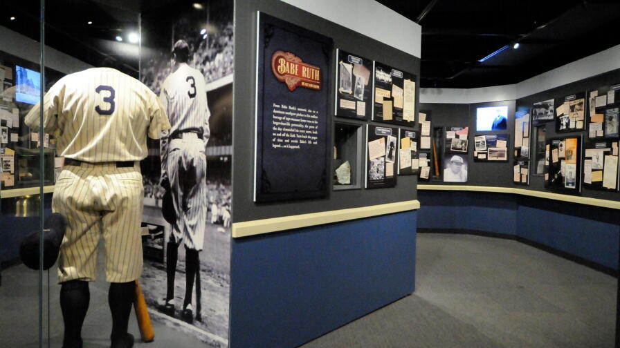 Baseball: Echoes from the Bleachers Preview