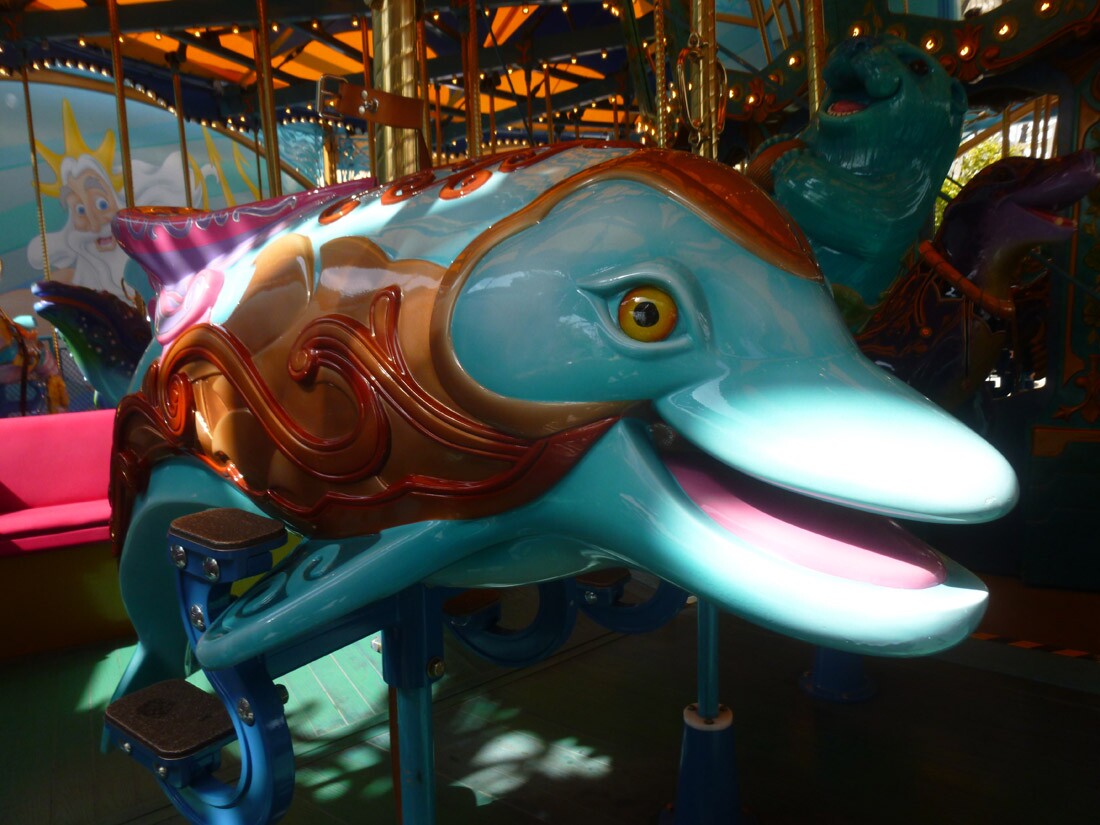 Disneyland California Adventure King Triton's Carousel of the Sea (2)