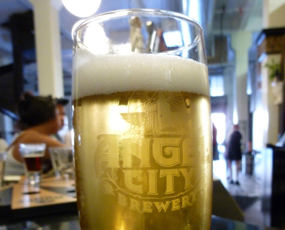 Angel City Brewery: LAX