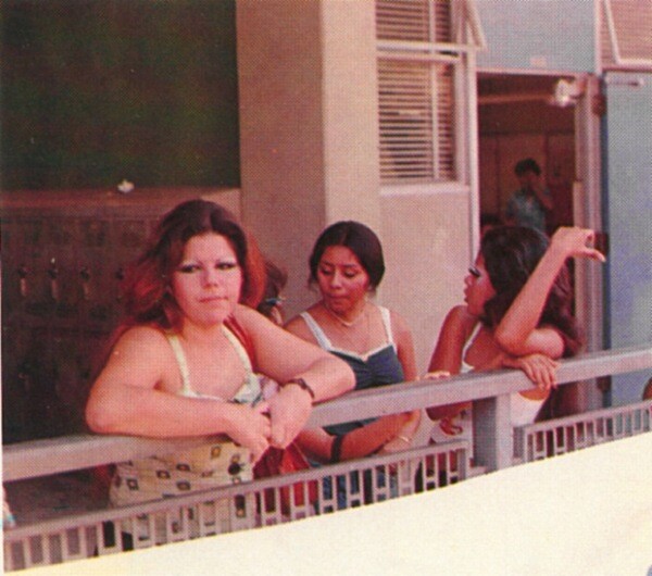 21 fhs_yearbo_udents-thumb-600x530-59662