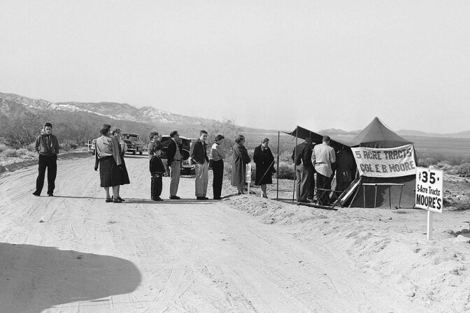 The Moores were popular Small Tract land locators in the Morongo Basin during the 1950s. | Courtesy of Twentynine Palms Historical Society