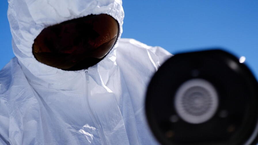 Antarctica's Air-Eating Microbes