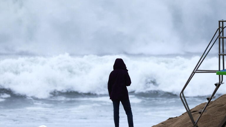 News Wrap: Marie brings dangerous surf to California coast