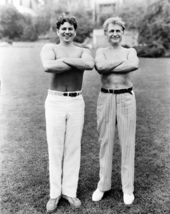 Bragg with friend and fitness legend Bernarr Macfadden in 1936. Courtesy of the USC Libraries - Dick Whittington Photography Collection.