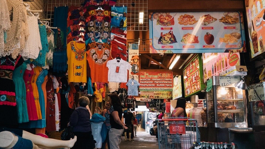 El Mercadito: Clothing and Food