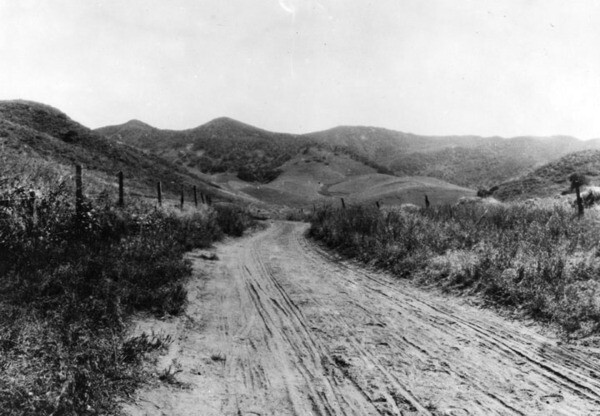 An early view of the Cahuenga Pass' rutted road. Courtesy of the Photo Collection - Los Angeles Public Library.