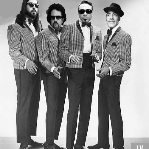 The band known as Los Yesterdays photoshopped their heads onto an old doo-wop style group.